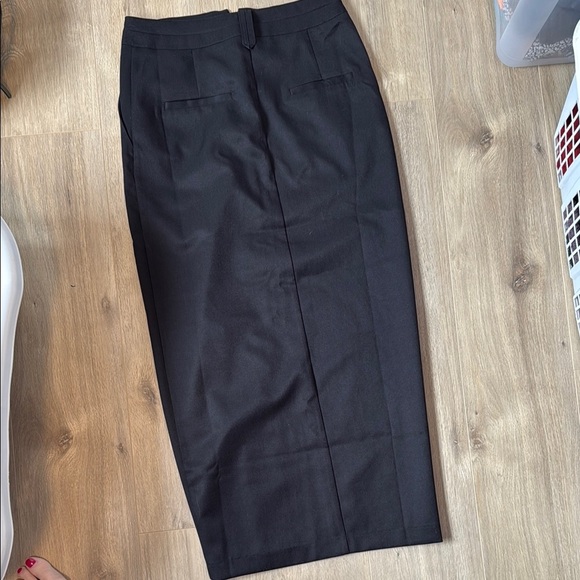 Long Pencil Skirt - Picture 3 of 4